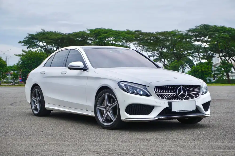 Mercedes Benz C300 W205 AMG 2017