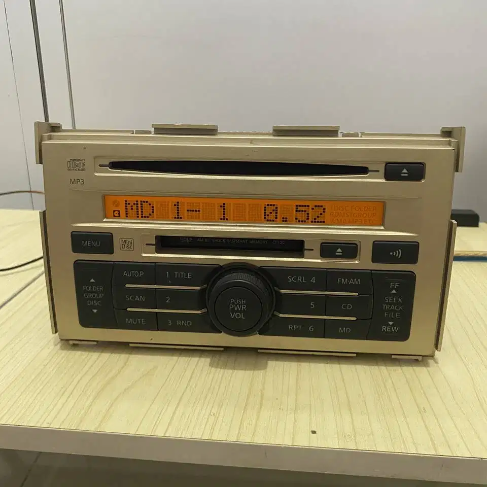 Doble Din NISSAN Serena 2006 DBA-C25 281A2CY01A Mini Disc