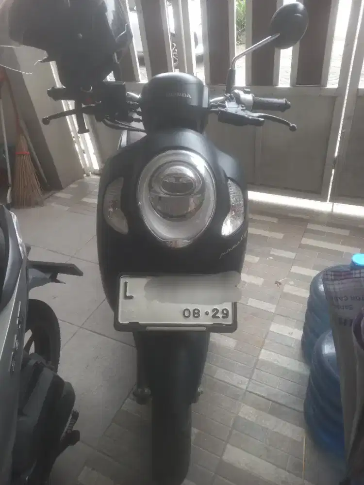 Di jual scoppy prestige 2024 hitam doof