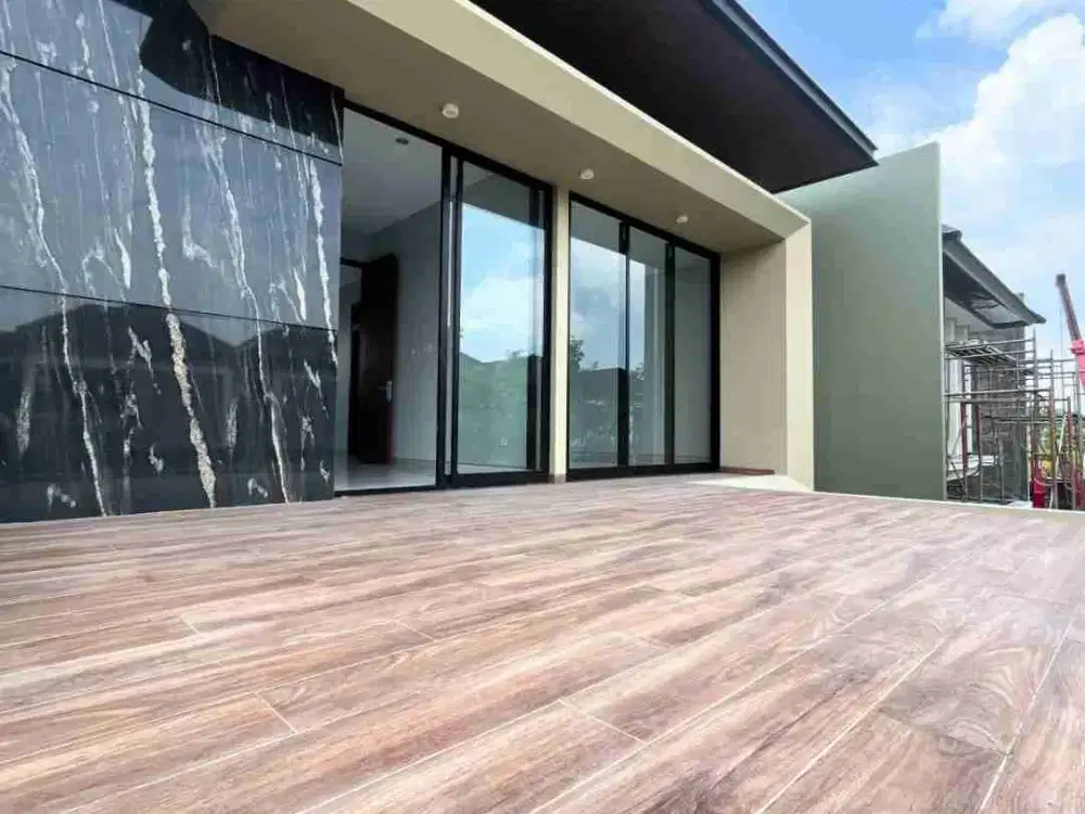 Rumah Baru Citraland 2 Lantai Minimalis Bagus Luas 9x17
