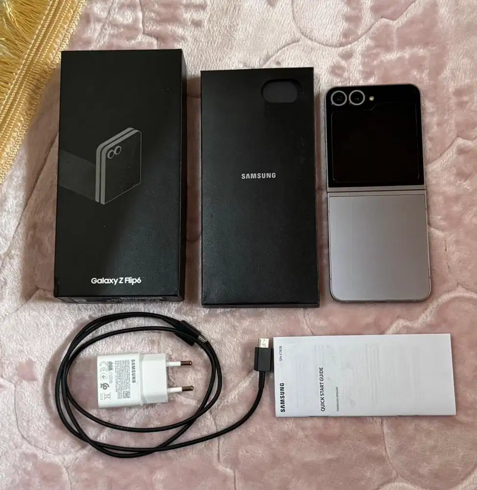 Samsung Z Flip 6 12/256 Silver Shadow