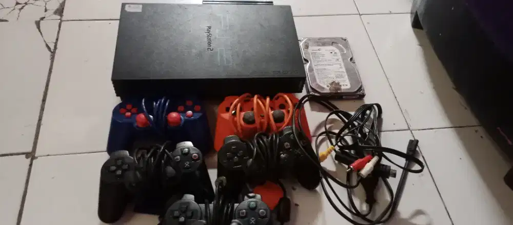 Dijual murah aja PS 2
