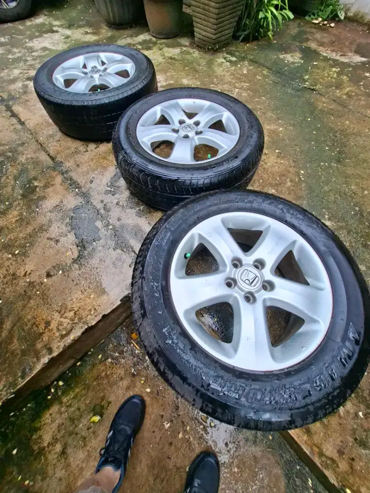 Dijual velg & ban CRV Gen3, ring 17, pcd 5 × 114