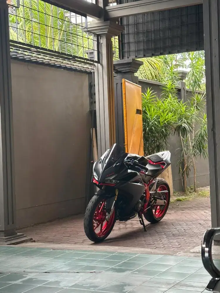 Bismillah Motor sport CBR 250 RR ABS