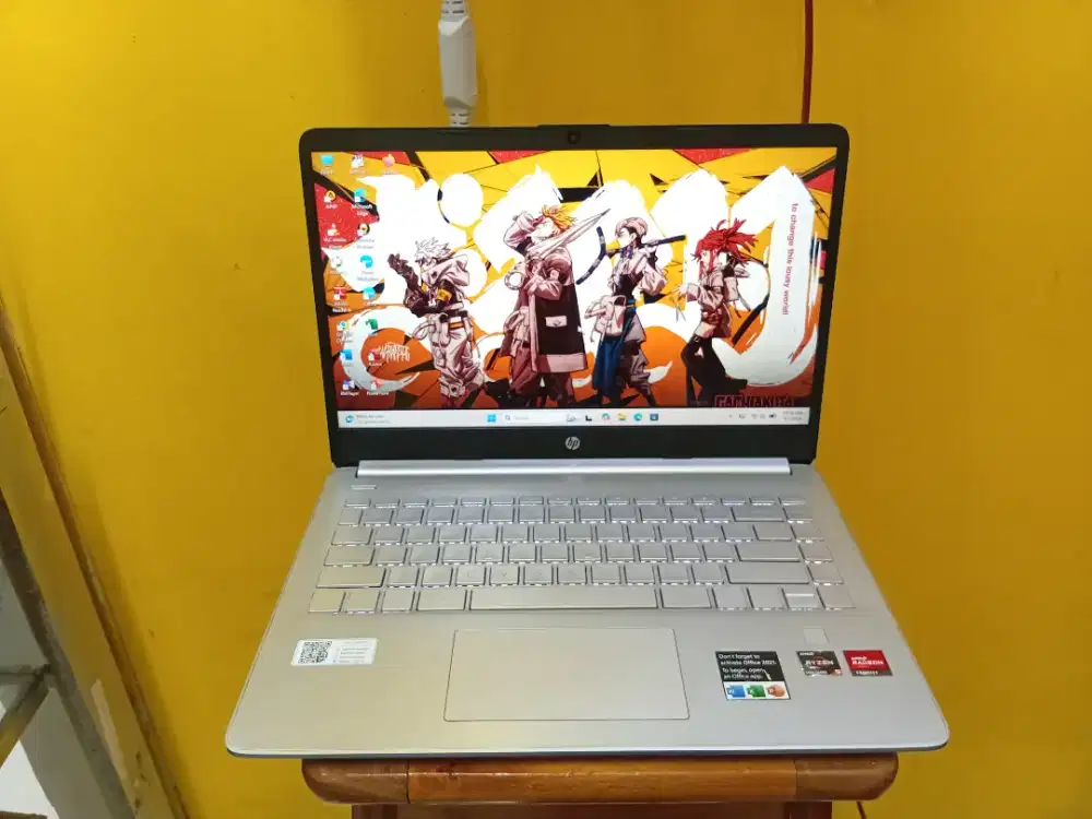 JUAL LAPTOP HP 14s-fq2xxx/RYZEN 5 5625U/ RAM 8GB/ SSD 512GB.