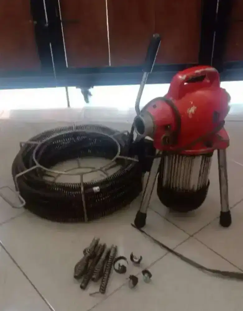 Tukang ledeng Pipa mampet/saluran tersumbat pasang Pompa/Tandon air