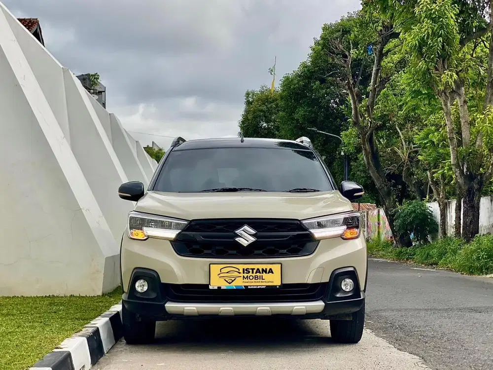 TERWORTH IT! SUZUKI XL7 ALPHA HYBRID TWO TONE 1.5 AUTOMATIC ZETA BETA