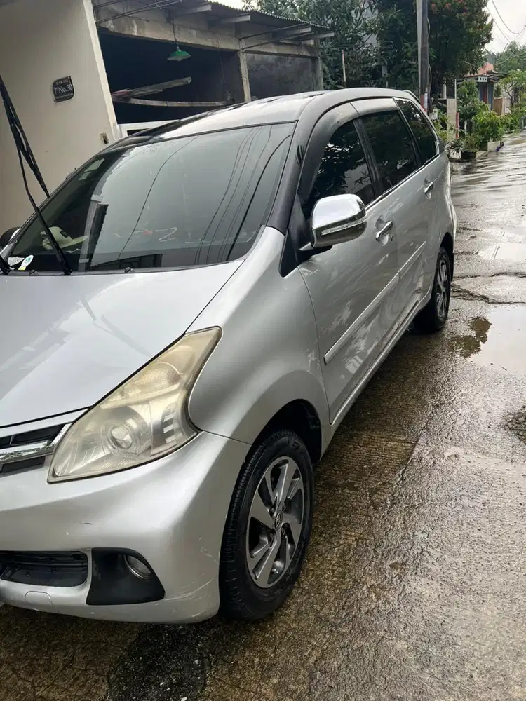 Daihatsu Xenia 2011 Bensin