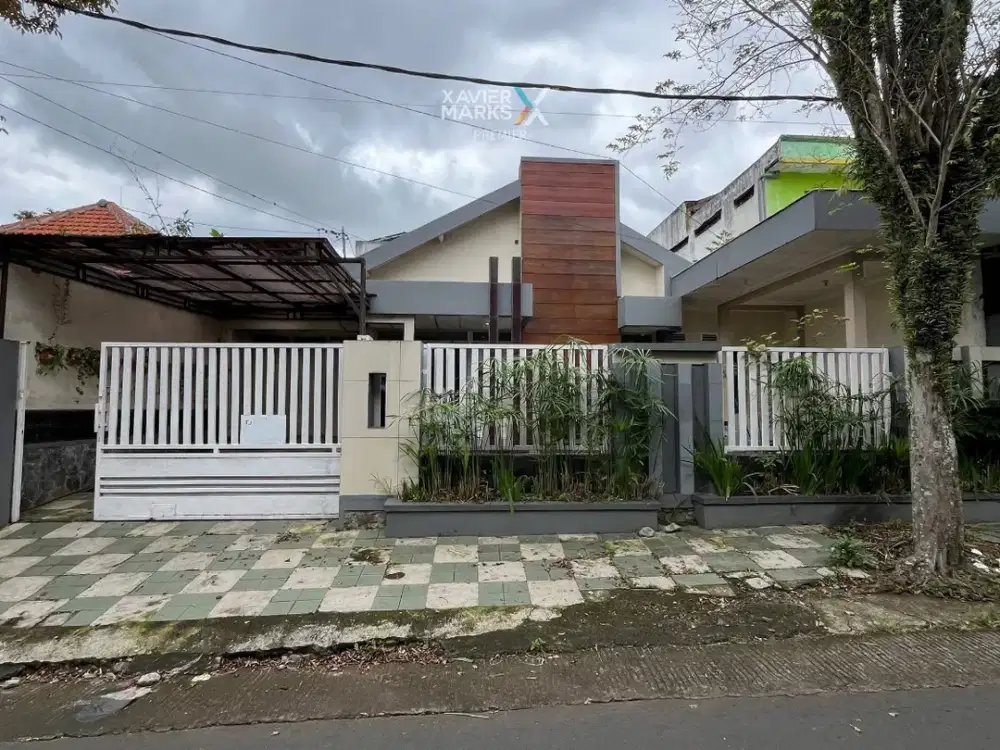 Dijual Rumah Strategis Kawasan Wisata di Sisir Batu