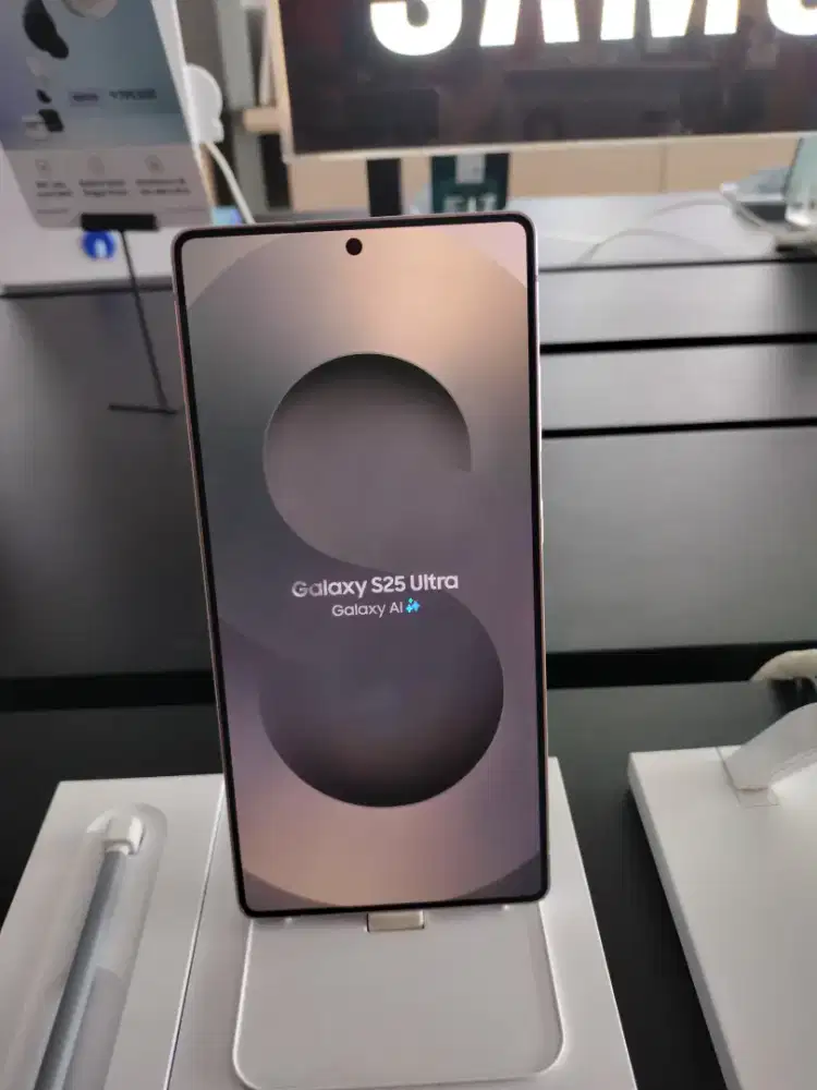 SAMSUNG GALAXY S25 ULTRA