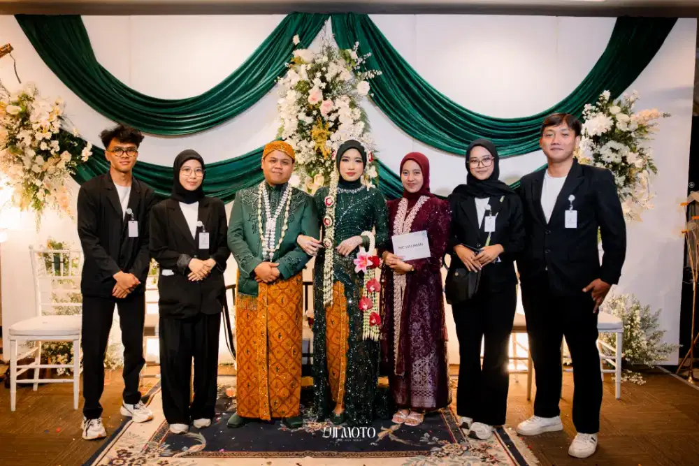 Jasa MC Akad, Lamaran, Resepsi, Moderator dan Host all event