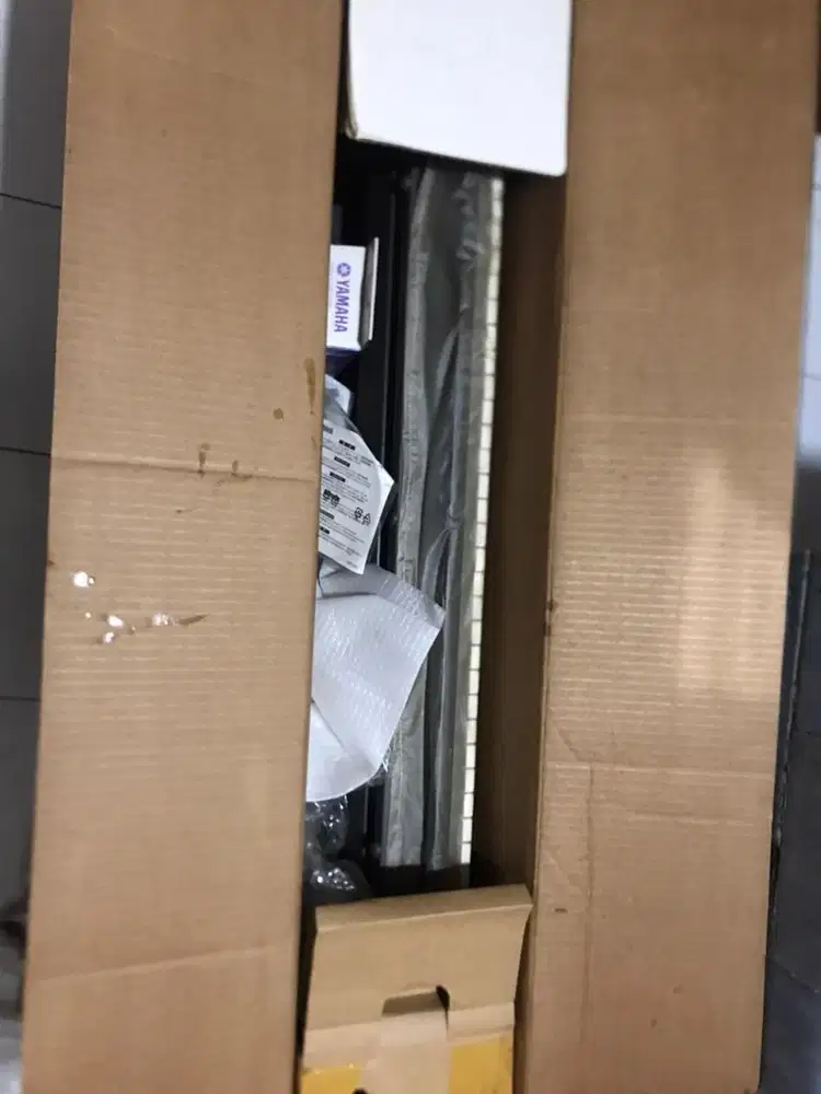 Yamaha Keyboard PSR -403  spt Baru