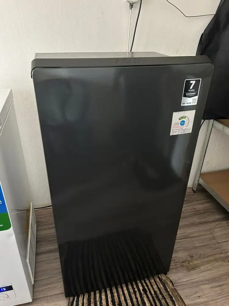 Kulkas Aqua 1 pintu like new