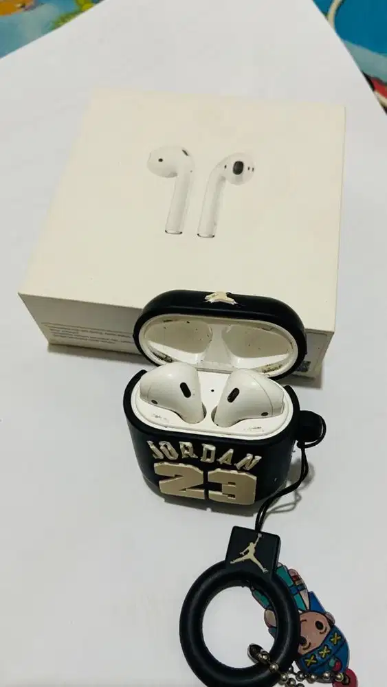 Airpods Gen 2 (2nd)