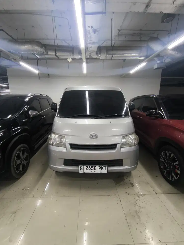 Daihatsu Grand max  1.3 type D manual 2020 silver