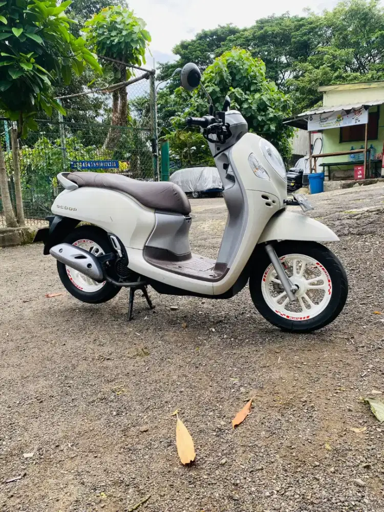 Honda Scoopy prestige keyless th 2021 plat b dki Gress