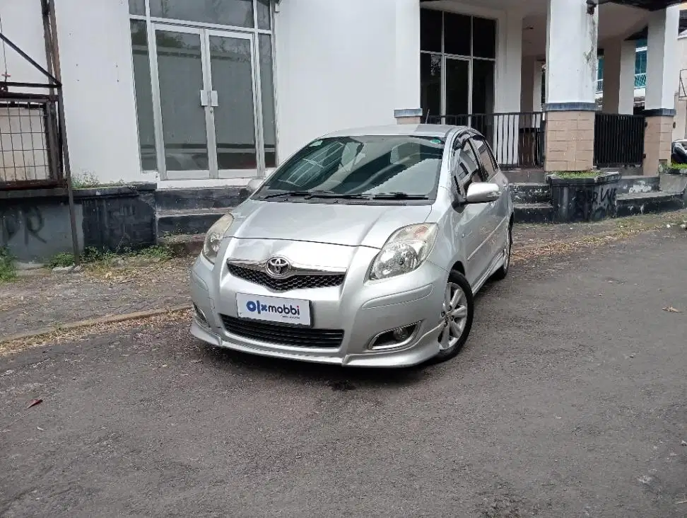 Hot Sale - TOYOTA Yaris 1.5 S Limited Bensin A/T 2012 SILVER