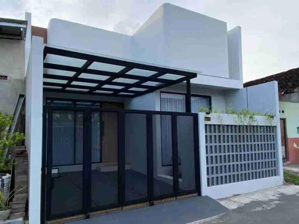 dijual rumah mewah lokasi sangat strategis