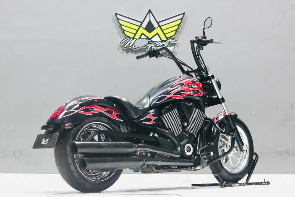 Victory vegas high- ball 1750 mulus triumph ultra classic softail