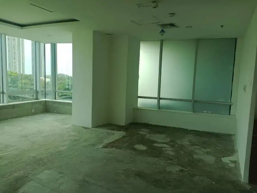 Kantor Area Jakarta Barat di Blue Green Office Tower 214sqm Bare Dekat Mall