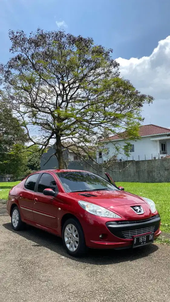Peugeot 207 Sedan tahun 2011