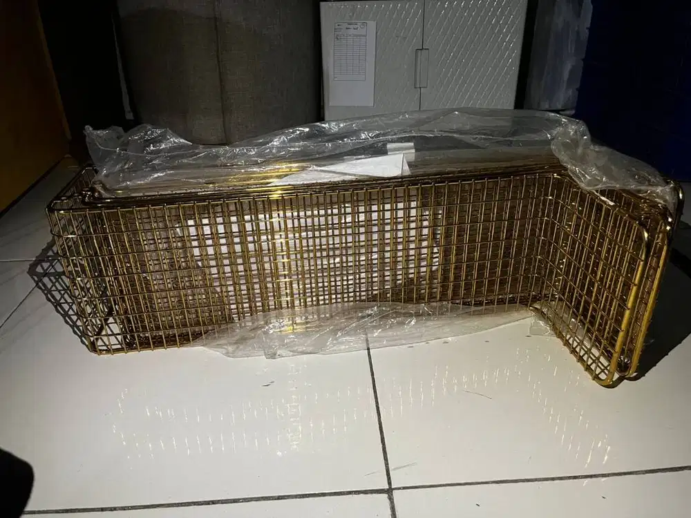 RAK DINDING IKEA SVENSHULT