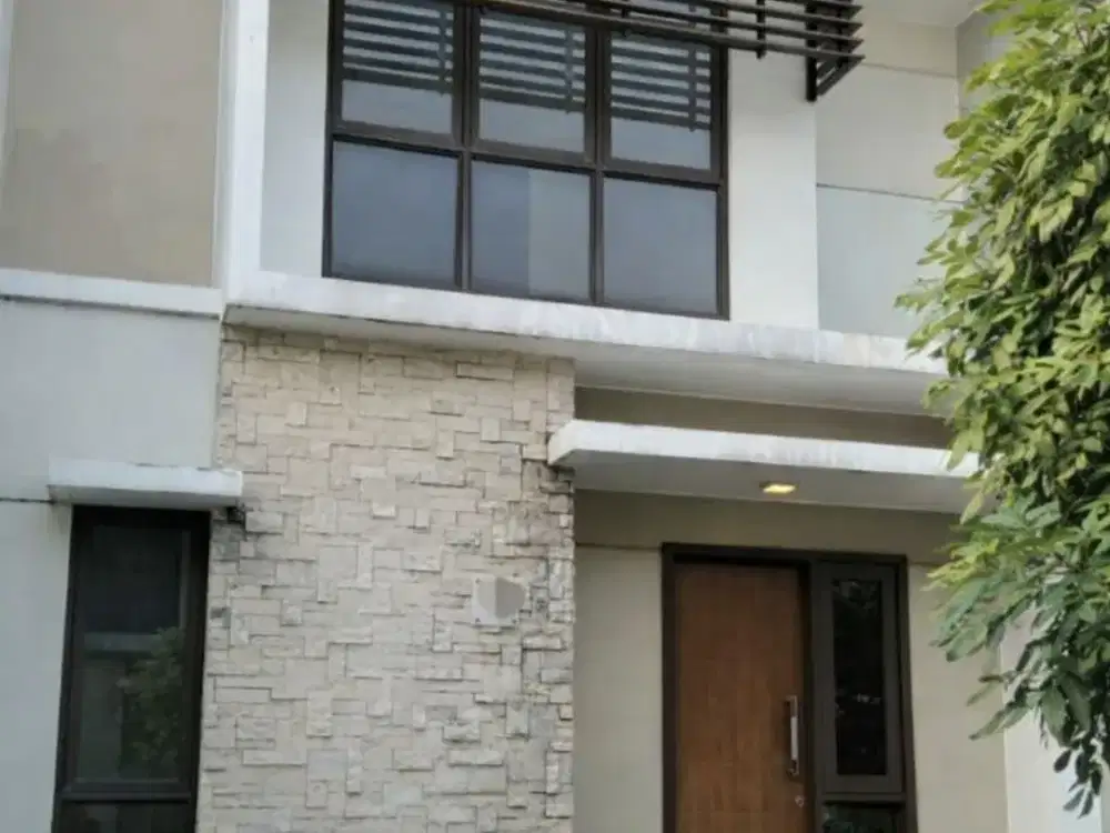 Dijual Cepat Rumah 2 LT Summarecon Bekasi Cluster Burgundy
