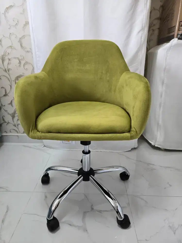 Kursi Meja, Kantor, Belajar Chroma Desk Chair Green (Hijau) By Informa