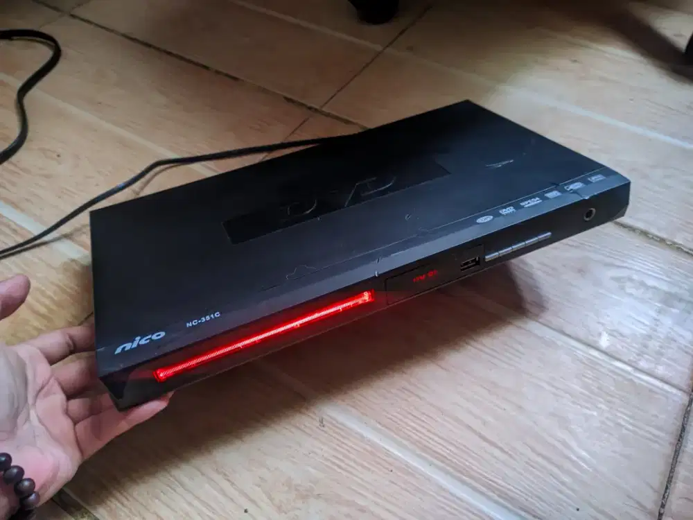 DVD PLAYER NICO NC-351C - PEMUTAR VIDEO / MUSIK, SUPPORT MIC KARAOKE