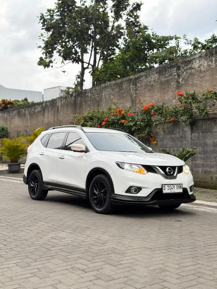 Nissan X-Trail 2.5 2015 Bensin