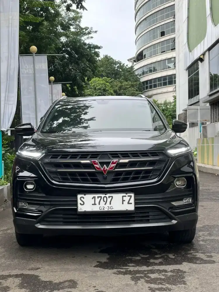 Wuling Almaz TLUX 2022