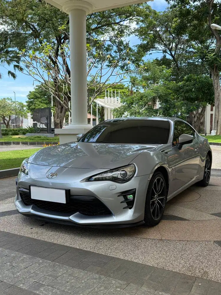Toyota FT 86 Silver 2019 2020 Toyota FT86 Mobkas 2018 dijual Cepet Bu