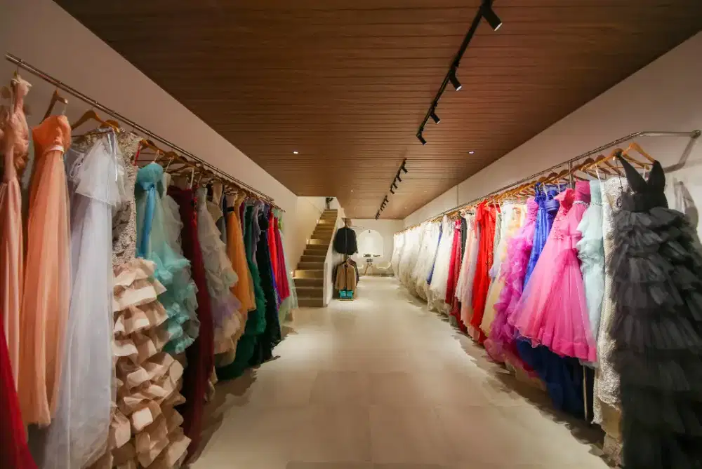 Dijual 100 an Gaun Prewedding borongan + 40 jas