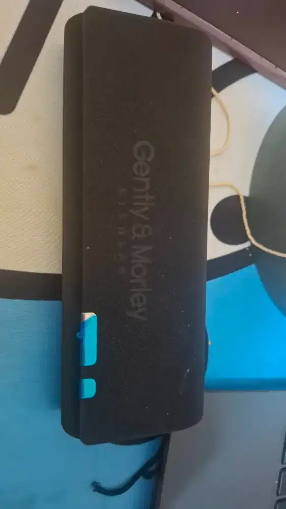 Kotak.Kacamata bulet