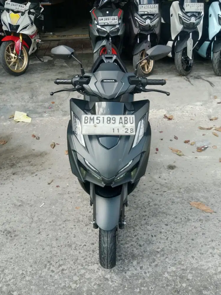 Dijual cepat HONDA VARIO 160 ABS TAHUN 2023