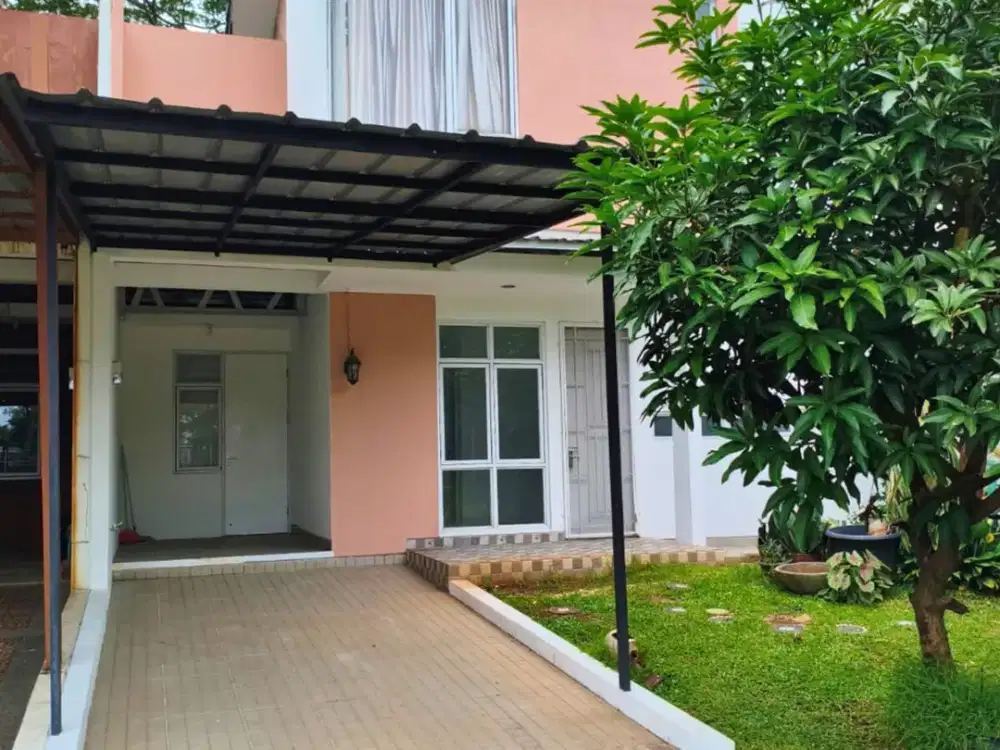 Rumah Hadap Taman yang Dekat dengan Tol dan Stasiun KRL BSD City!