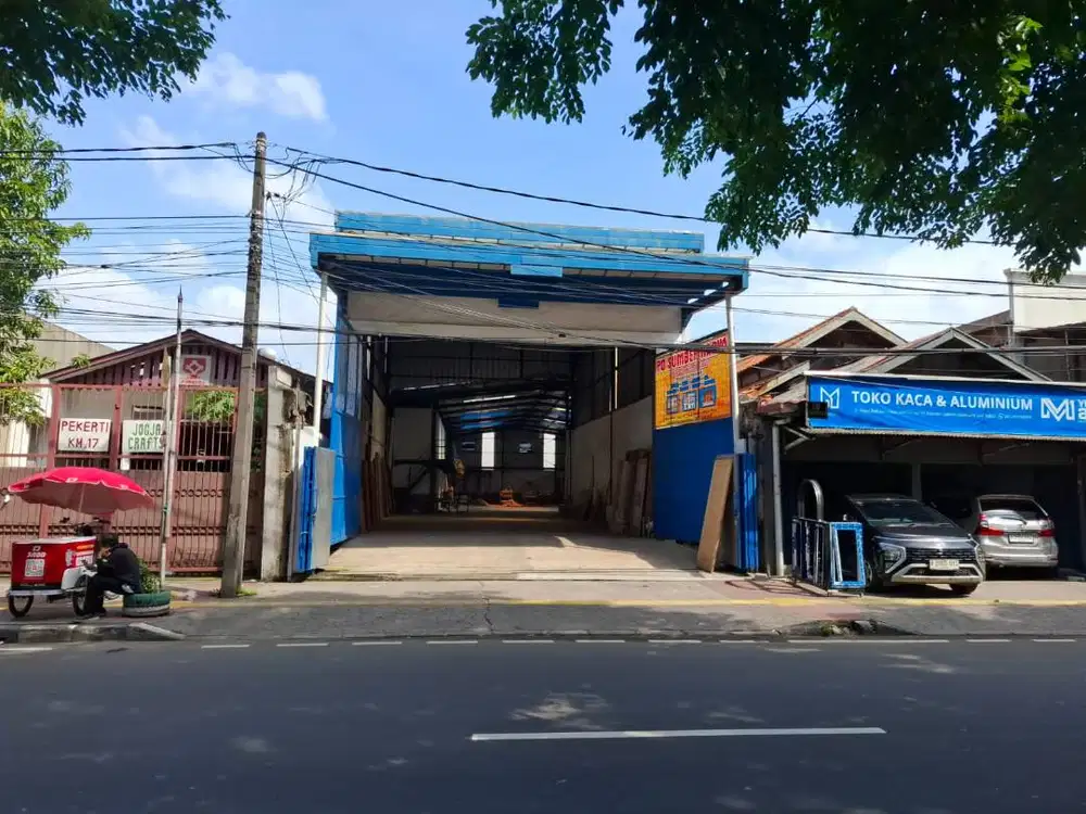 DISEWAKAN BANGUNAN MULTIFUNGSI di KLENDER