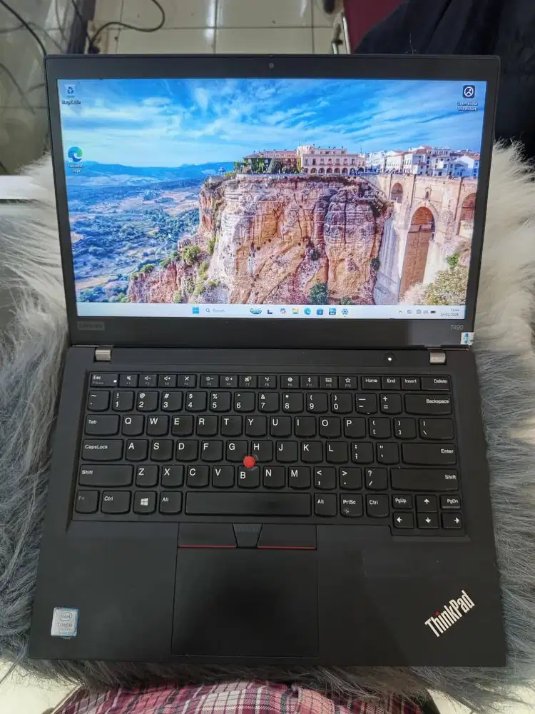 Lenovo ThinkPad T490 | Core i5 Gen 8 | RAM 8GB | SSD 256GB | 14”