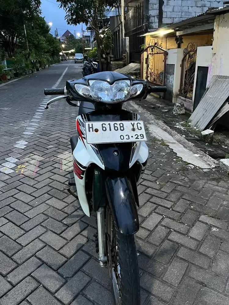 Suzuki Shogun 125 th 2004