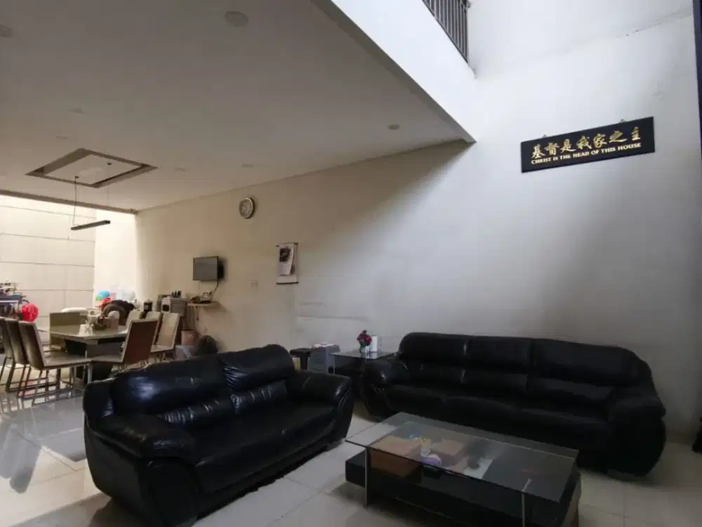 Dijual Rumah 2 Lantai Siap Huni Nyaman Minimalis Lokasi di Taman Kopo Indah 2 Bandung