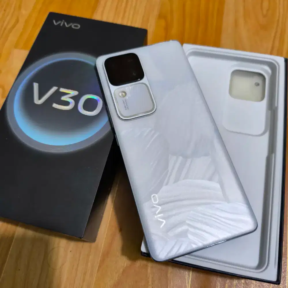 Vivo V30 5g 12/512gb fullset