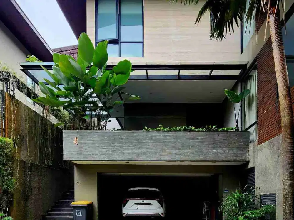 MODERN TROPIS STYLE TOWNHOUSE DI CIPETE RAYA DEKAT MRT