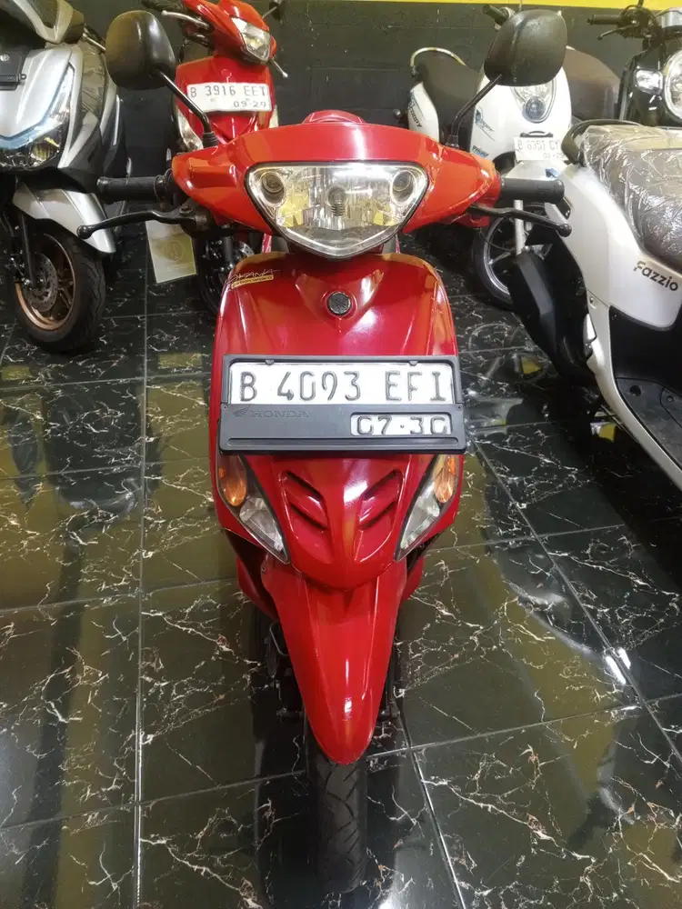 MIO CW 2007. ISTIMEWA PAJAK HIDUP MESIN ADEM  BODY SEGER BISA NEGO