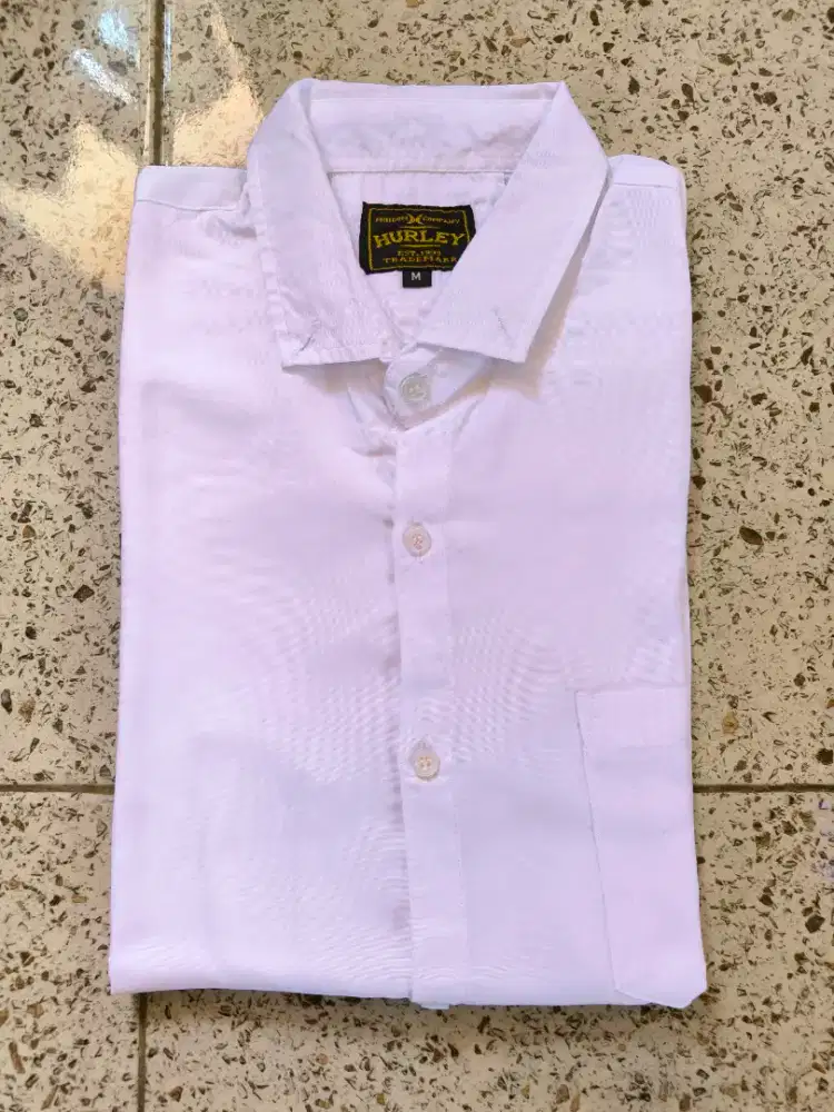 Kemeja Putih Panjang