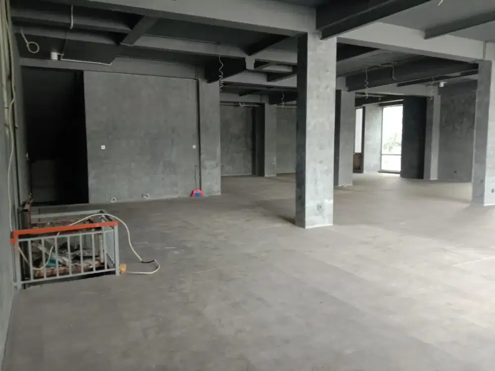 Gedung 3,5 Lantai di Jl. Pajajaran, Kota Bandung