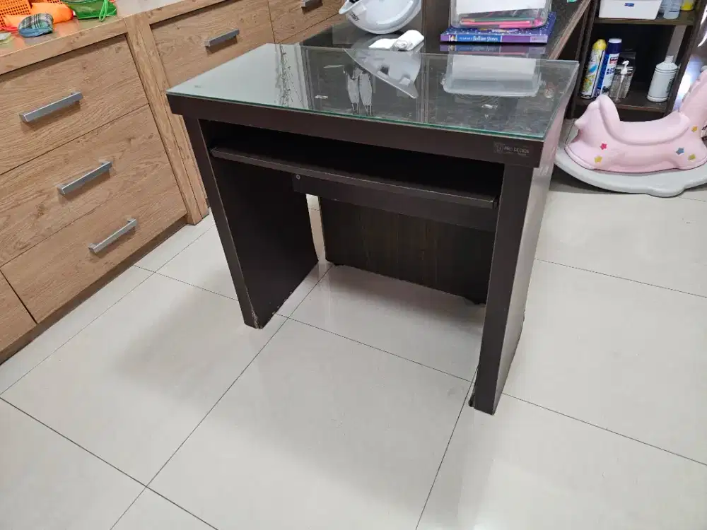 Jual meja dan kursi kerja, meja komputer prodesign