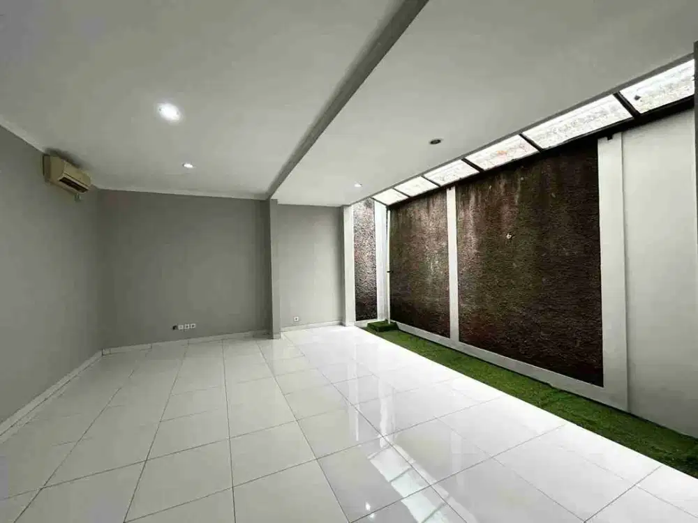 Disewakan Rumah di Discovery Residence Bintaro Jaya