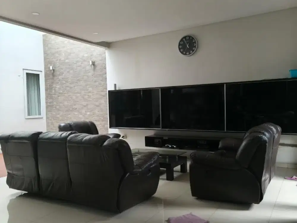 Dijual Rumah Siap Huni Furnish Modern Minimalis Lokasi di Taman Kopo Indah 2 Bandung