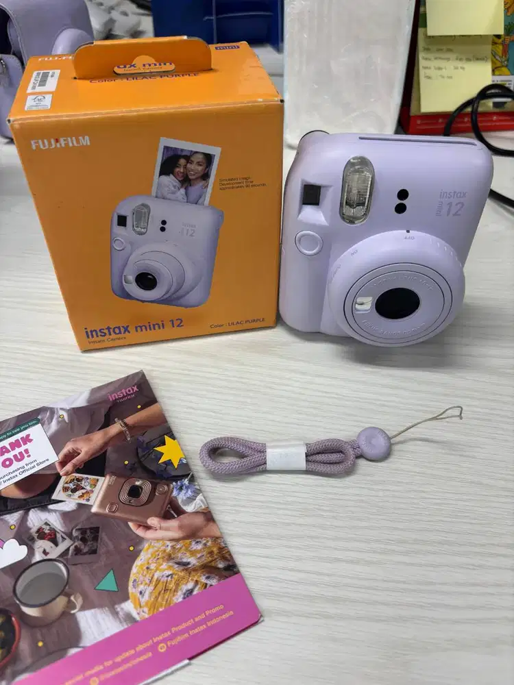 Dijual kamera polaroid fujifilm Instax mini 12