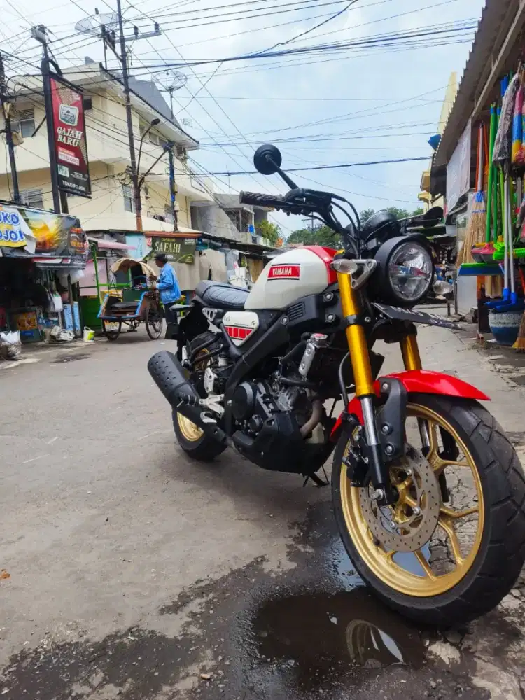 YAMAHA XSR155 SPECIAL EDITION